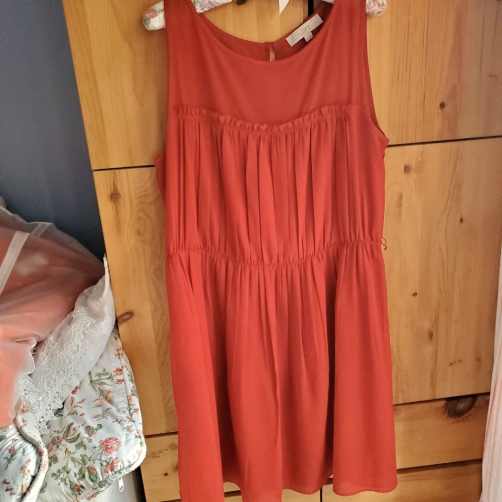 Loft Red Sleeveless Gathered Dress size 16